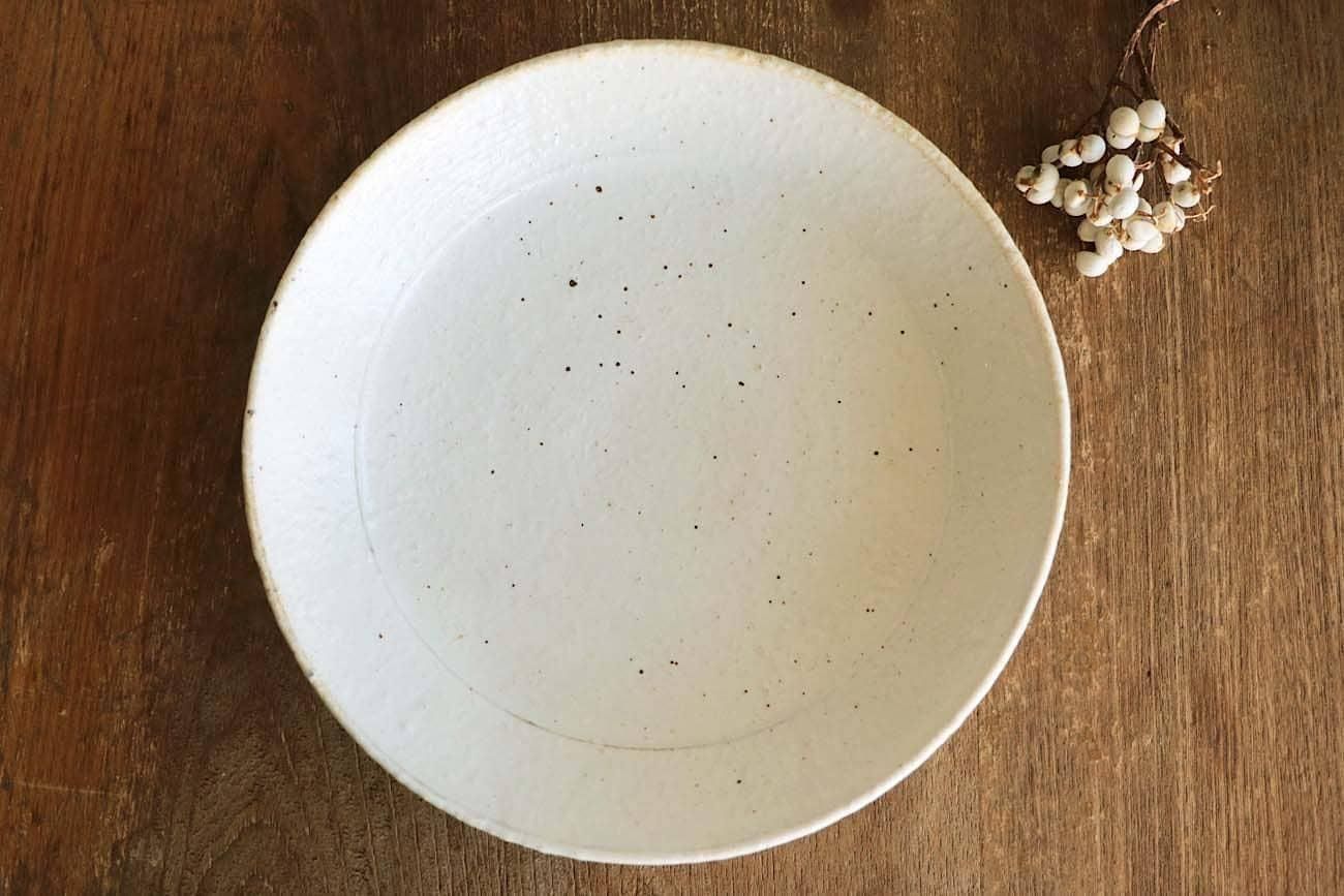 粉引6寸深リム皿 | 小山乃文彦 - WALL -CRAFT & ANTIQUE-