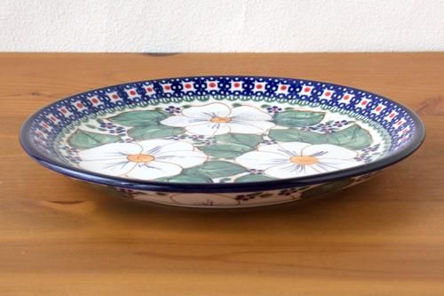 ミレナ」デザート・プレート 17.5cm【大きな白い花アート