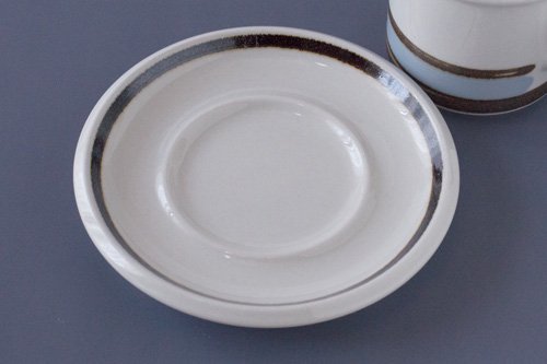 ARABIA Suvanto アラビア スヴァント コーヒーカップ＆ソーサー（Vintage）※コーヒーカップh:6.5cm -  ポーランド陶器・食器専門店ツェラミカ