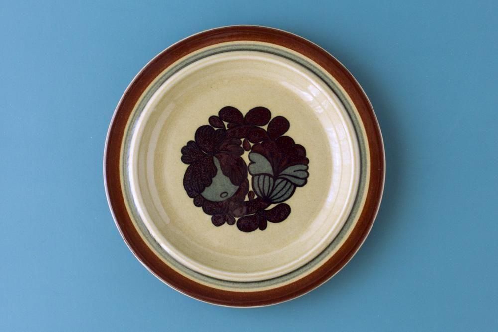 アラビア　veera ケーキプレート　17cm 食器　ヴィンテージ veera (ヴェーラ) plate 17.0cm / arabia (アラビア) – 北欧