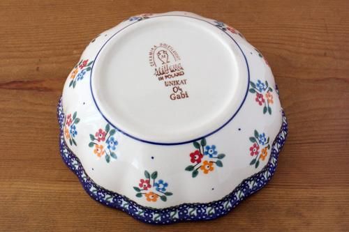 最大15%OFFクーポン ミレナ」スカラップボウル 17cm【3色小花】 - ポーランド陶器 食器