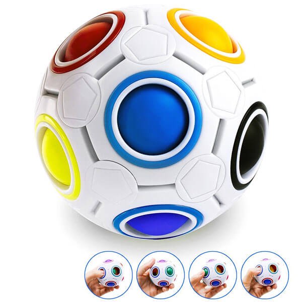 サッカーグッズ・おもちゃ　サッカーボール型のインテリアパズル