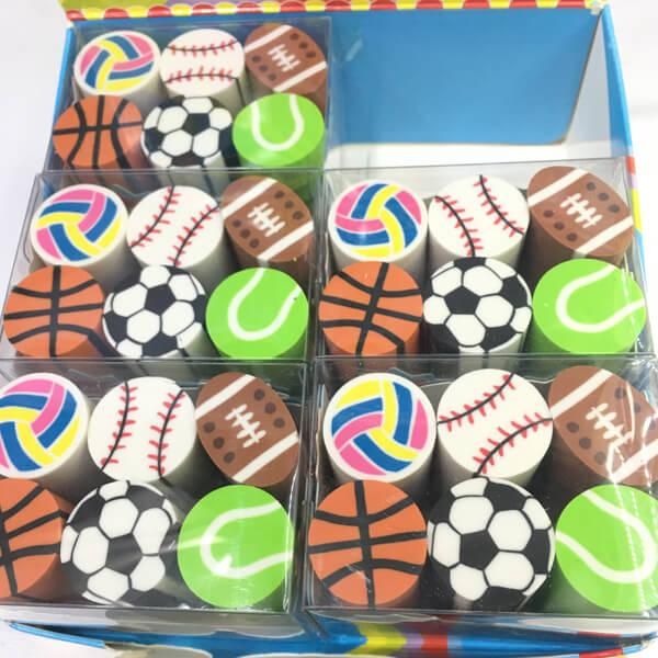 金太郎飴みたいなサッカーボール消しゴム 1個