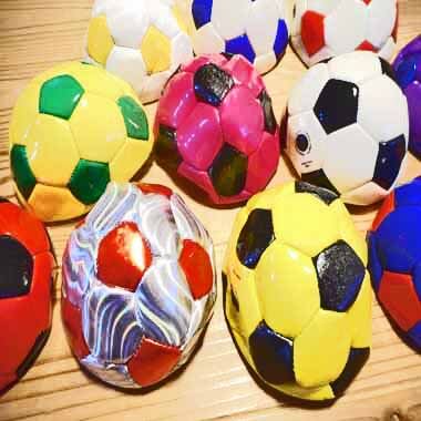 サッカーボールグッズ　カラフルサッカーボール　かわいい２号球