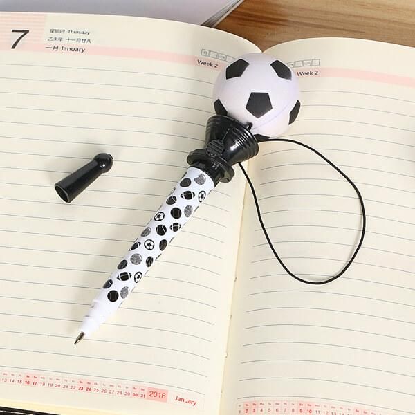 サッカーグッズ おもちゃ 真空サッカーボールペン ボールを飛ばして遊べるボールペン サッカーグッズ おもちゃ 真空サッカーボールペン ボールを飛ばして遊べるボールペン