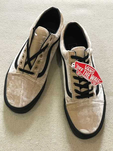 ＮＥＷ ＶＡＮＳ オールドスクール ベージュベロア×ブラック ブラック