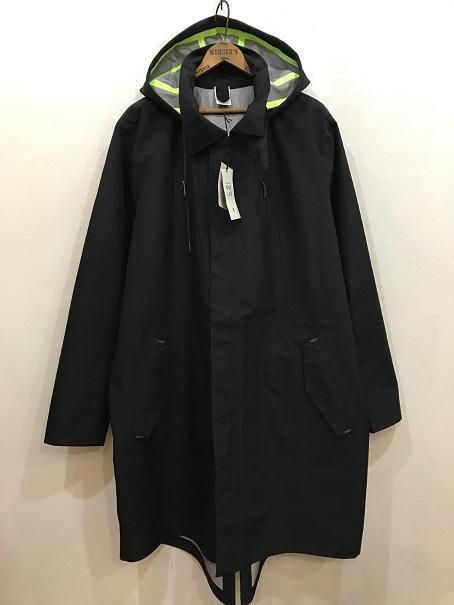 ＮＥＷ ＮＩＫＥ ＬＡＢ エッセンシャルコート ブラック Ｌ ＸＬ位 定価４９９ドル - 大きいサイズ専門の古着屋 INDIGO TRAIL  BIGSIZESTORE