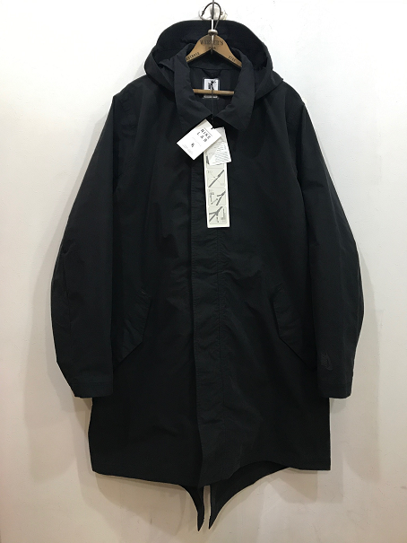 ２０１８ＮＩＫＥ ＬＡＢ エッセンシャルコート マットブラック ＸＬ - 大きいサイズ専門の古着屋 INDIGO TRAIL BIGSIZESTORE