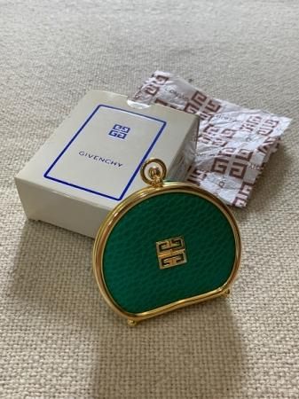 ジバンシー古銭入れ ジバンシー コインケース GIVENCHY 小銭入れ ブラック ロゴ4G