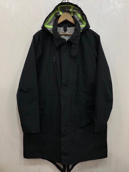 ２０１６年ナイキラボ エッセンシャルパーカー ＧＯＲＥＴＥＸ ブラック 超極上コンディション ＬＡＲＧＥ - 大きいサイズ専門の古着屋 INDIGO  TRAIL BIGSIZESTORE