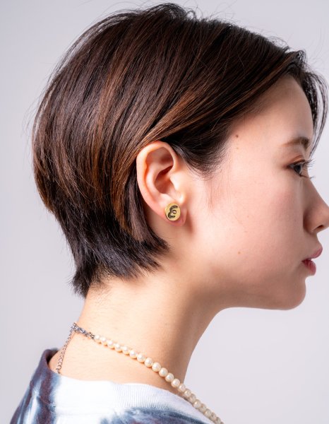[22Summer予約商品] EFFECTEN(エフェクテン) E plate earrings (イヤリング)