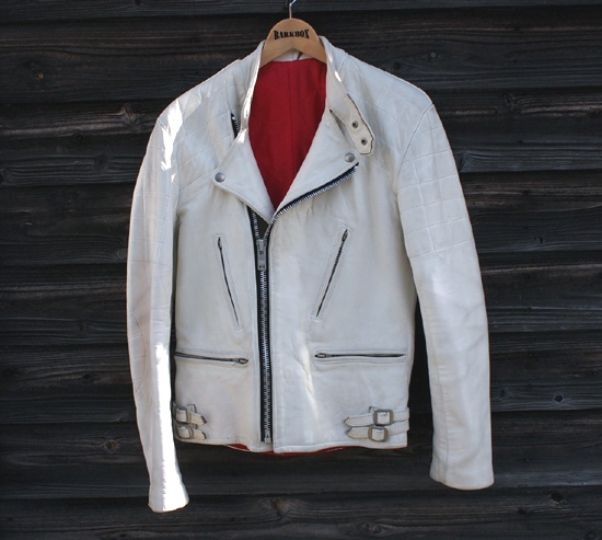 ホワイトレザー 厚みある羊革 細長形状 状態抜群 イングランド ヴィンテージ レザージャケット