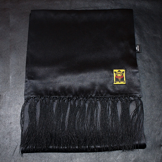 <img class='new_mark_img1' src='https://img.shop-pro.jp/img/new/icons55.gif' style='border:none;display:inline;margin:0px;padding:0px;width:auto;' />GOLDTOP 100% Silk Old English Black Scarf