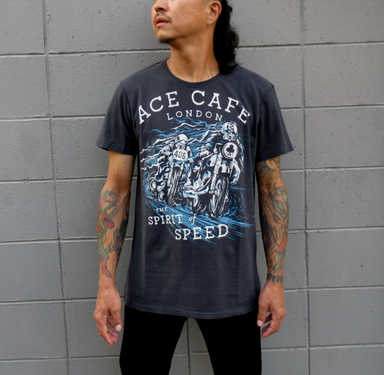 <img class='new_mark_img1' src='https://img.shop-pro.jp/img/new/icons29.gif' style='border:none;display:inline;margin:0px;padding:0px;width:auto;' />Ace Cafe London "Spirit of Speed" T-shirt