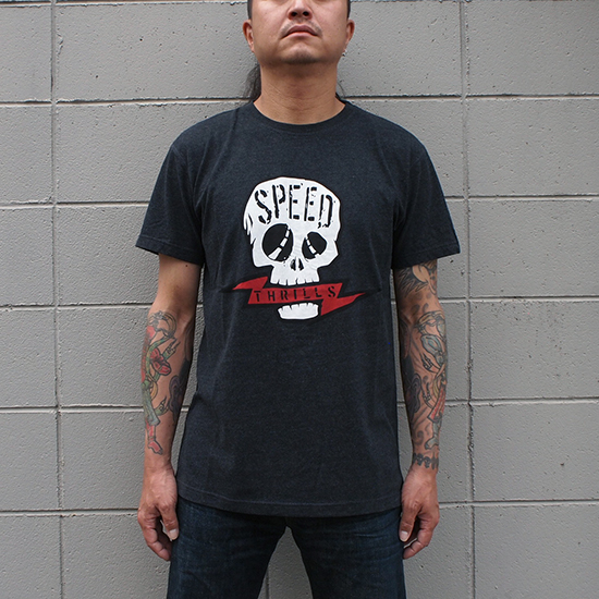 <img class='new_mark_img1' src='https://img.shop-pro.jp/img/new/icons5.gif' style='border:none;display:inline;margin:0px;padding:0px;width:auto;' />Red Torpedo Speed Head T-Shirt (Anthracite)