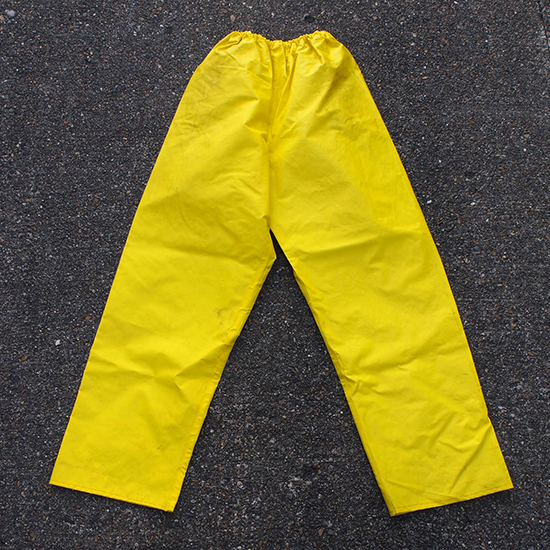 <img class='new_mark_img1' src='https://img.shop-pro.jp/img/new/icons5.gif' style='border:none;display:inline;margin:0px;padding:0px;width:auto;' />Vintage Waterproof Garment Dark Yellow Trousers (29-32) wg-001