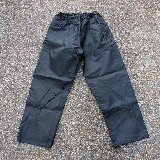 <img class='new_mark_img1' src='https://img.shop-pro.jp/img/new/icons5.gif' style='border:none;display:inline;margin:0px;padding:0px;width:auto;' />Deadstock Waterproof Garment Black Trousers (28-32) wg-006