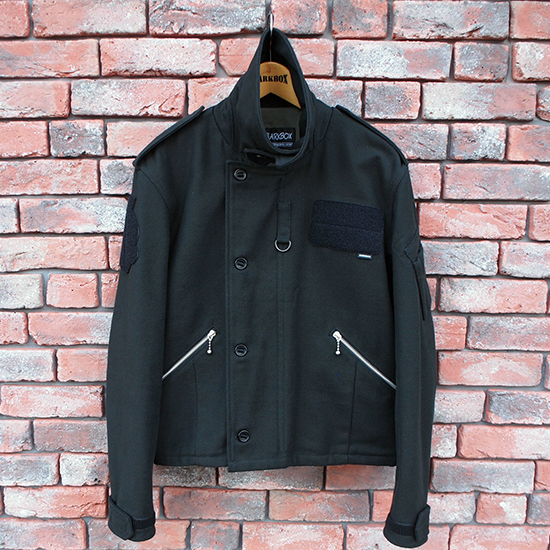 <img class='new_mark_img1' src='https://img.shop-pro.jp/img/new/icons29.gif' style='border:none;display:inline;margin:0px;padding:0px;width:auto;' />BARKBOX MK3 Jacket (Black Drill Cotton)