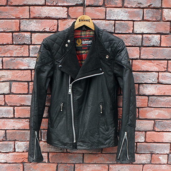 <img class='new_mark_img1' src='https://img.shop-pro.jp/img/new/icons5.gif' style='border:none;display:inline;margin:0px;padding:0px;width:auto;' />Vintage Belstaff Rebel Wax Cotton Jacket (34) ojk-34