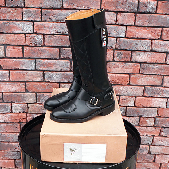 <img class='new_mark_img1' src='https://img.shop-pro.jp/img/new/icons5.gif' style='border:none;display:inline;margin:0px;padding:0px;width:auto;' />Deadstock GOLDTOP Quilted Trophy Motorcycle Boots (UK/9) ukb-312