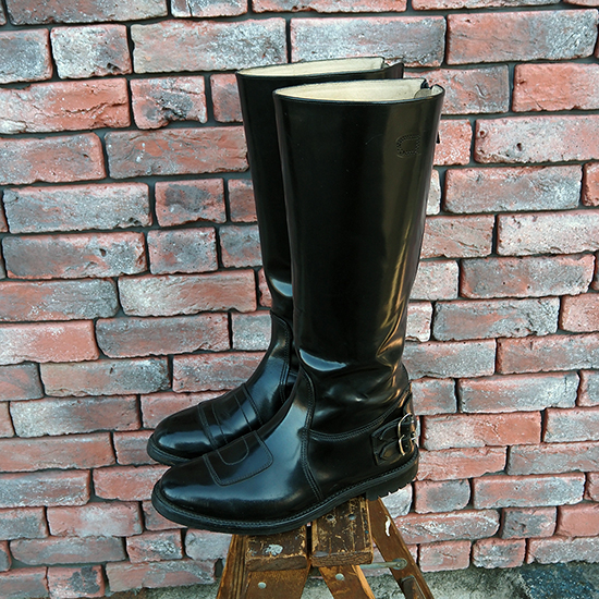 <img class='new_mark_img1' src='https://img.shop-pro.jp/img/new/icons5.gif' style='border:none;display:inline;margin:0px;padding:0px;width:auto;' />Vintage GOLDTOP 3-Buckles Back Zip Boots (UK/11) ukb-364