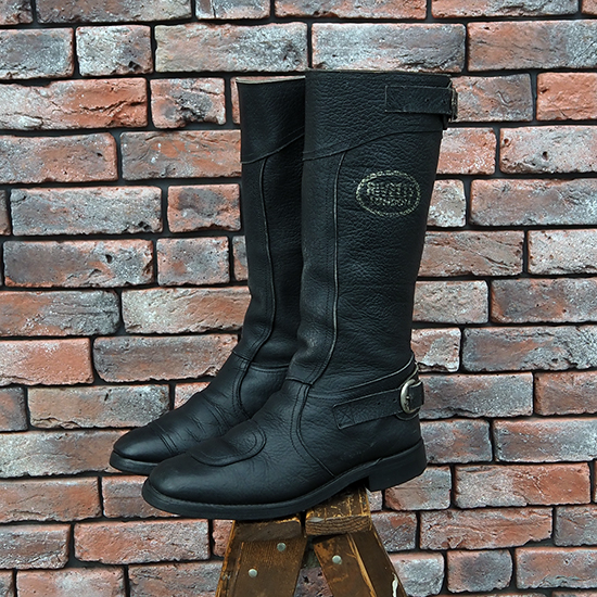 <img class='new_mark_img1' src='https://img.shop-pro.jp/img/new/icons5.gif' style='border:none;display:inline;margin:0px;padding:0px;width:auto;' />Rivetts London 2-Buckles Back Zip Boots (UK/10) ukb-369