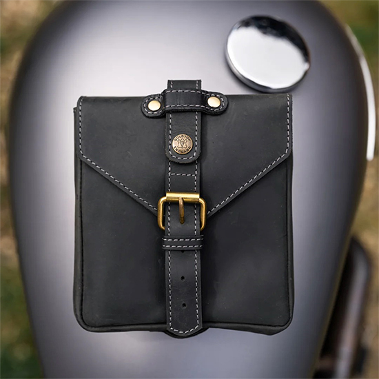 <img class='new_mark_img1' src='https://img.shop-pro.jp/img/new/icons5.gif' style='border:none;display:inline;margin:0px;padding:0px;width:auto;' />GOLDTOP ENGLAND Leather Tank Bag - Black