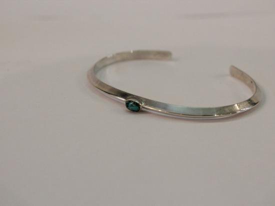 SUNKU（サンク）Triangle Bangle(S) W/Turquoise - JAKSGARAGE ONLINE SHOP