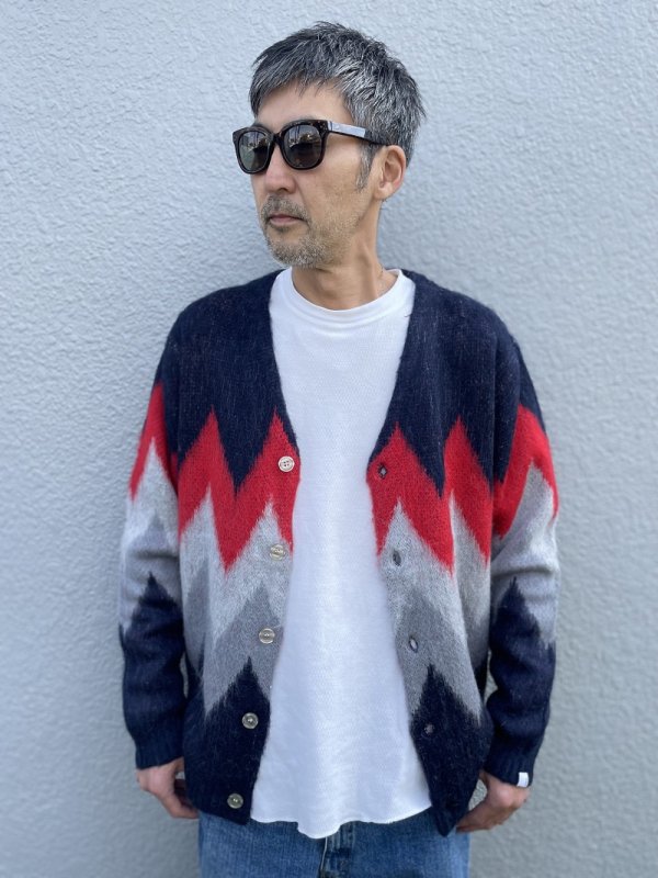 <img class='new_mark_img1' src='https://img.shop-pro.jp/img/new/icons14.gif' style='border:none;display:inline;margin:0px;padding:0px;width:auto;' />WAX(ワックス)Jacquard Cardigan/Navy