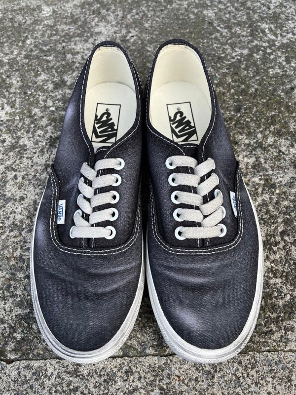 <img class='new_mark_img1' src='https://img.shop-pro.jp/img/new/icons14.gif' style='border:none;display:inline;margin:0px;padding:0px;width:auto;' />VANS(Х)Authentic/Wave Washed Black