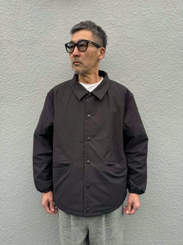 <img class='new_mark_img1' src='https://img.shop-pro.jp/img/new/icons14.gif' style='border:none;display:inline;margin:0px;padding:0px;width:auto;' />JACKMAN(åޥ)Back Nep Padded Coach Jacket/Black