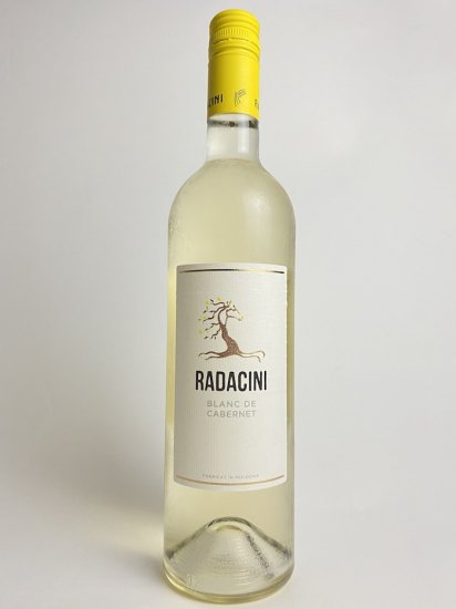 赤ワイン用ぶどうカベルネで造る不思議なモルドバの白ワイン ラダチーニ ブラン ド カベルネ