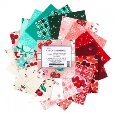 Robert Kaufman Fabrics / Wishwell Cheery Blossom / 5in Squares 42pcs / チャームパック