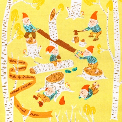 Windham Fabrics / Far Far Away 3 / 52752-4 Snow White Yellow