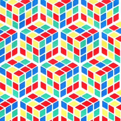 <img class='new_mark_img1' src='https://img.shop-pro.jp/img/new/icons12.gif' style='border:none;display:inline;margin:0px;padding:0px;width:auto;' />Camelot Fabrics Rubik's 47010239-5 Rubik's Cubes Multi