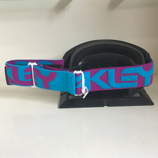 OAKLEY オークリー 【LINE MINER L/Purple Blue】 Prizm Sapphire Iridium 日本正規品 限定モデル  プリズムレンズ ケース付き - 横乗り系PROSHOP・スポランです。自然を相手に楽しい「あそび」を提案します。