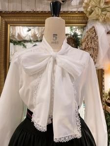 ӥơ70'sۥ磻ȥܥ󥿥֥饦L