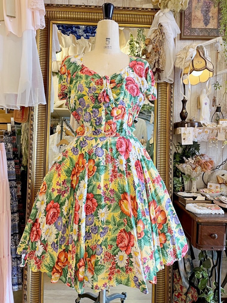 カラーレッドCandice held vintage スカーフドレス