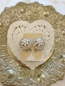  Vintage Earring