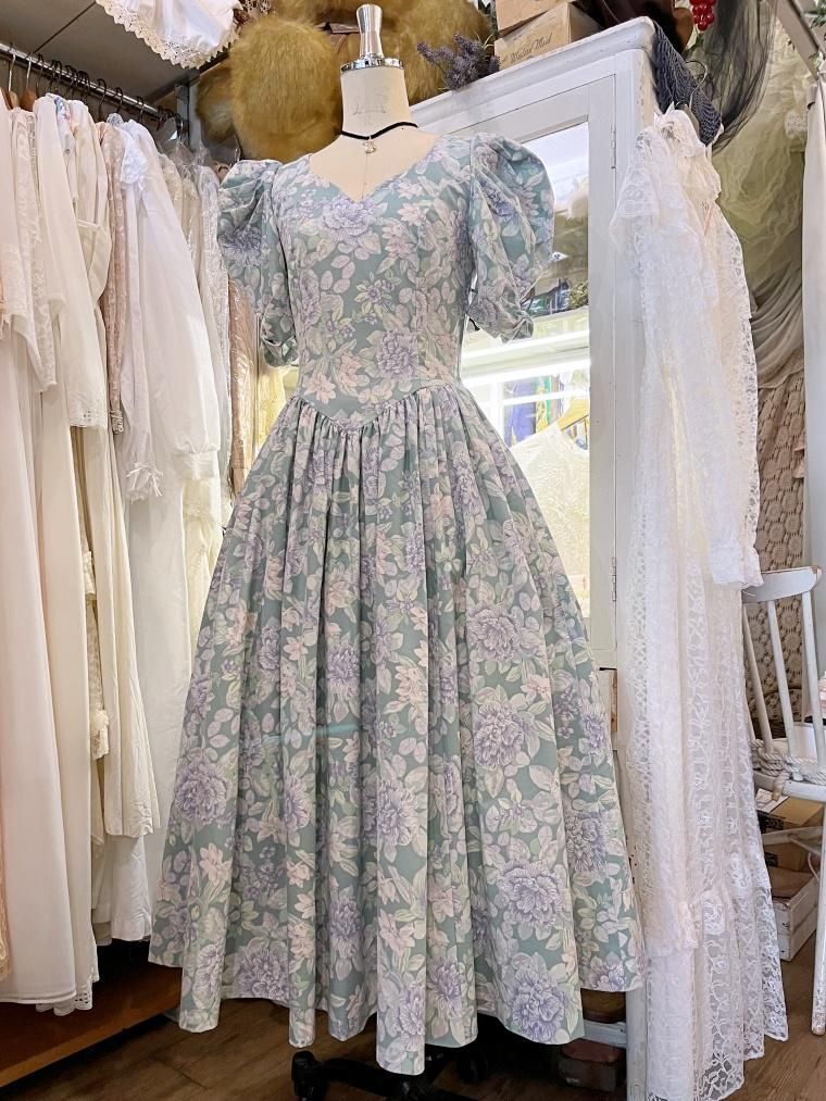 Vintage Dress - Comyu