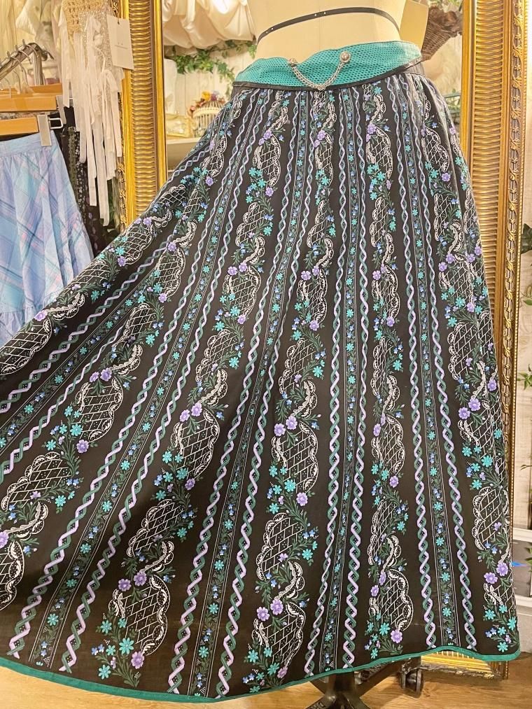 Vintage 花柄ットンチロルスカート