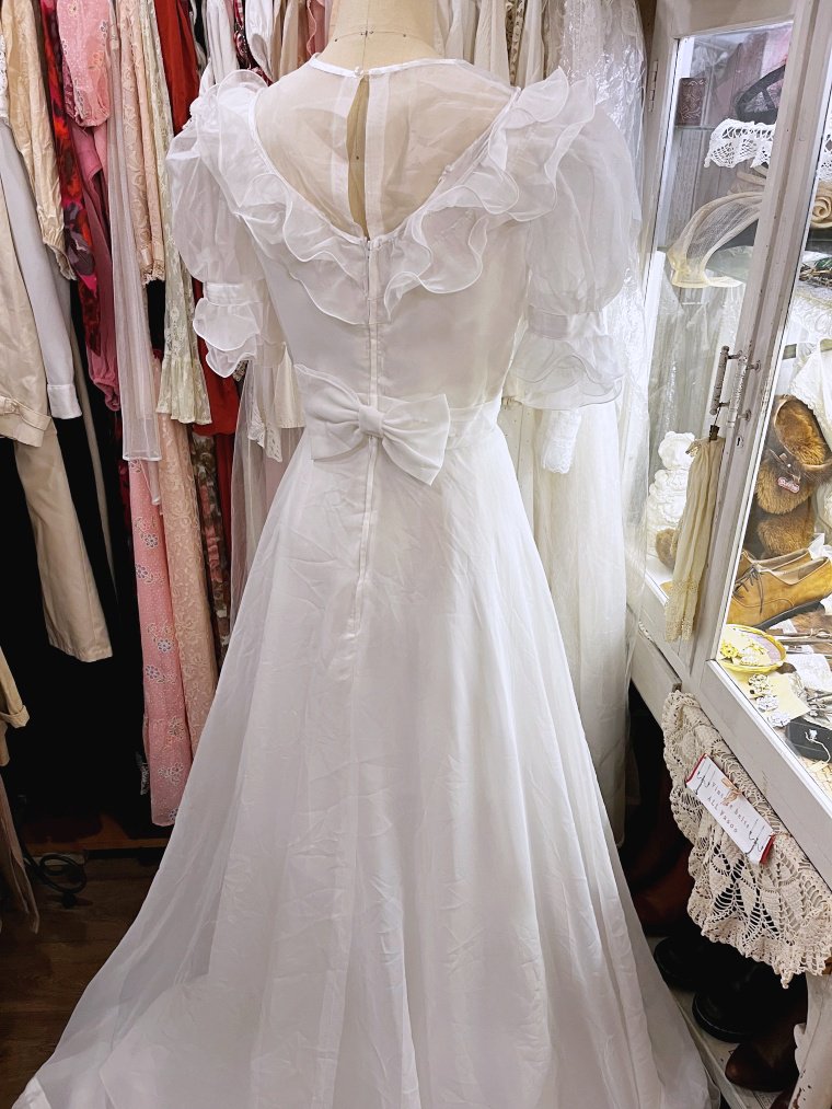 Vintage Wedding オーガンジーフリルウェディングドレス