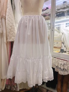 Vintage Chiemseer Dirndl & Tracht裾レースホワイトチロルティアードスカート
