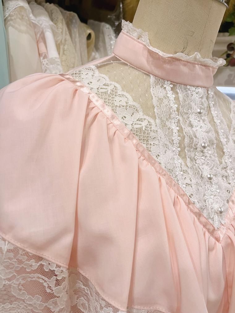 merletage vintage お花とリボンの舞うドレス