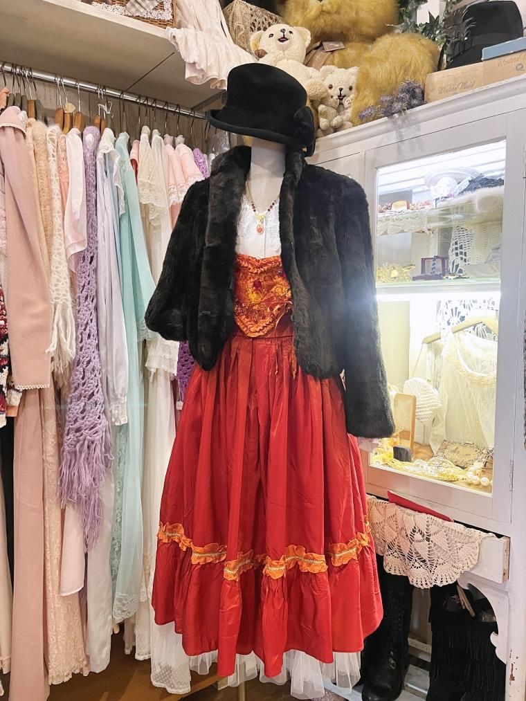 Vintage Outer - Comyu