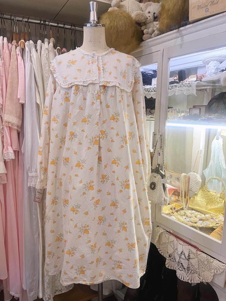 Vintage Lingerie - Comyu