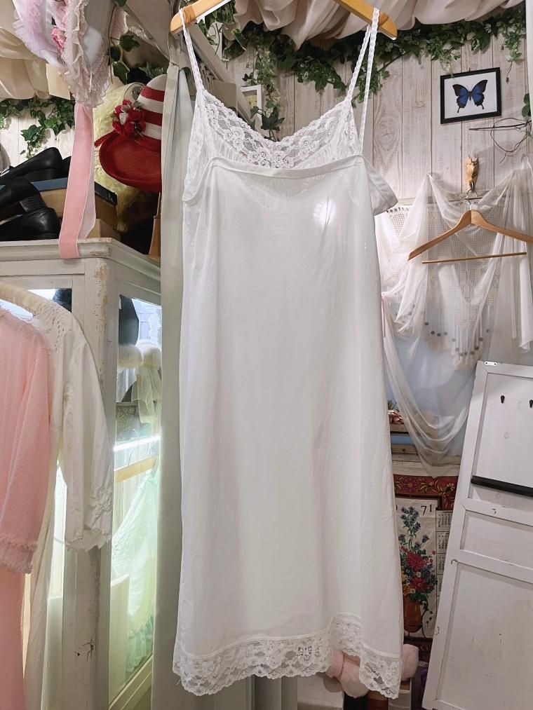 (取り置き中)Vintage レース装飾付きキャミワンピース ランジェリー Vintage Lingerie ホワイトレースランジェリーキャミワンピース
