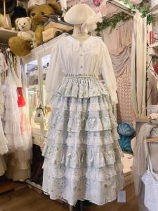 【10%off】Tsunny handmade 天使と花柄のティアードレーススカート パステルブルー