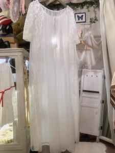 Vintage Nightie レーススリーブシアーホワイトロングガウン