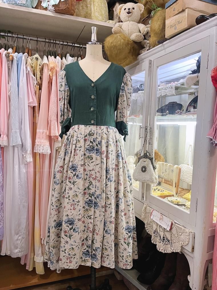 ビンテージ アンティーク 70s レース 長袖 ワンピース ドレス 希少 美品 17_000000000377.jpg?1678209905